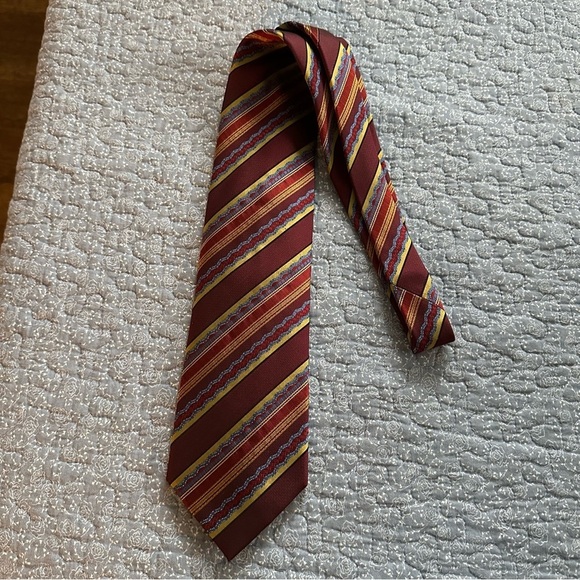 Daniel de Fasson Sevenfold Tie Elegant Striped in Red & Gold Silk Wide 58” x 4” - Picture 3 of 9